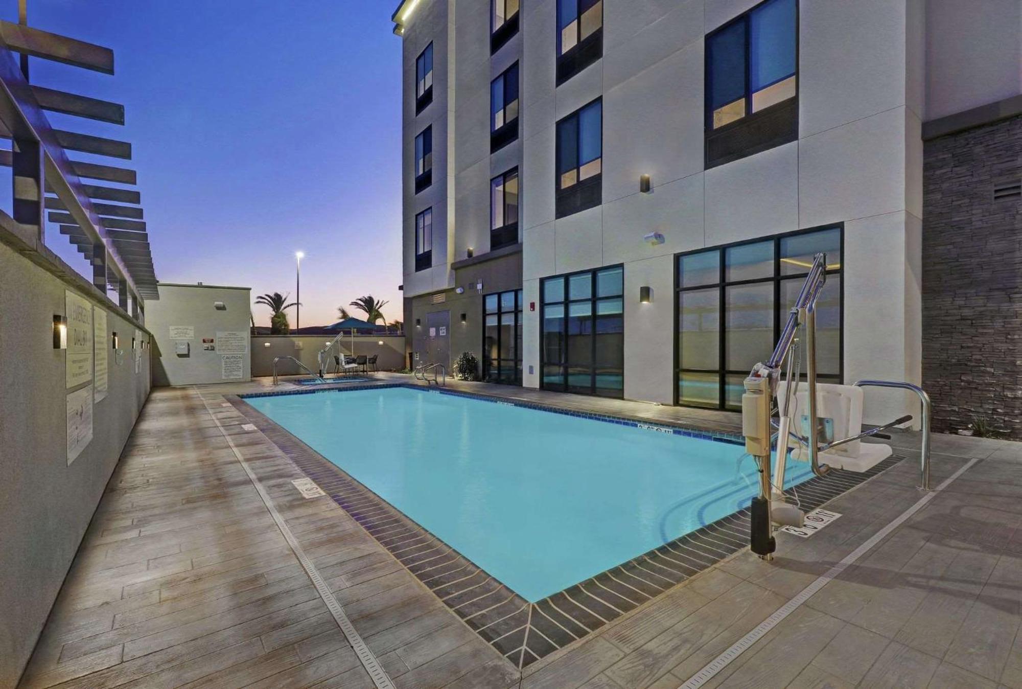 Hampton Inn Patterson, Ca Exteriér fotografie